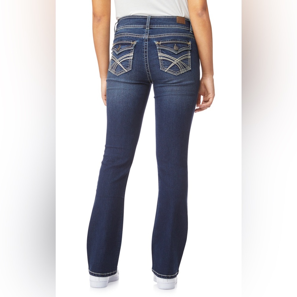 Wallflower Jeans Mid Rise Curvy Bootcut Jeans